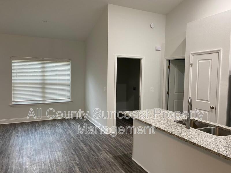 500 Holly Rd - Photo 3 of 9