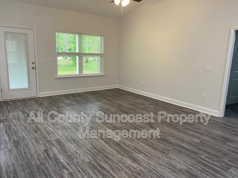 500 Holly Rd - Photo 4 of 9