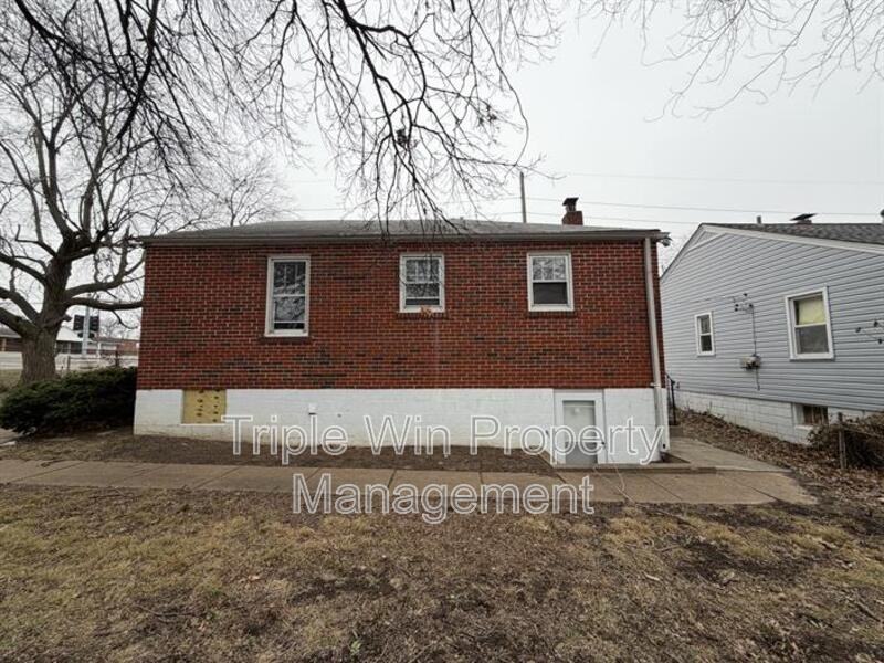 6206 Evergreen Blvd - Photo 7 of 30