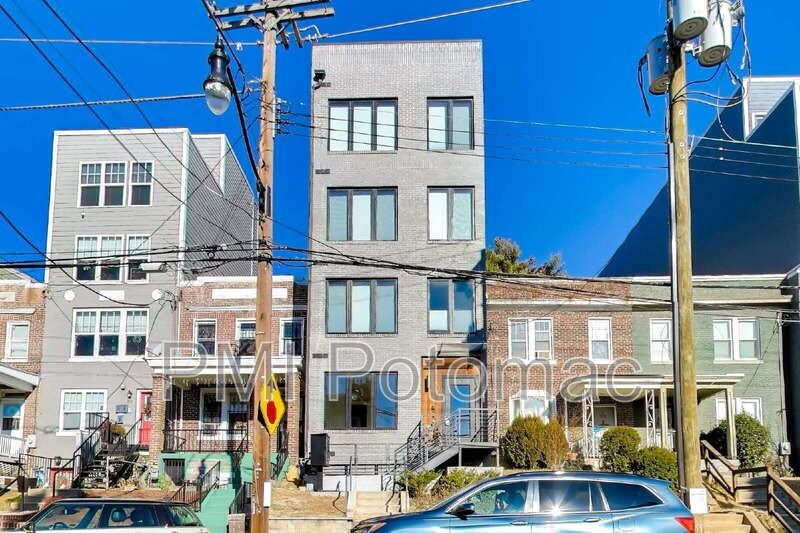 531 Kennedy St Nw #3 - Photo 3 of 18