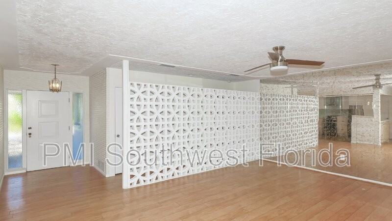 3431 Mineola Dr - Photo 2 of 33