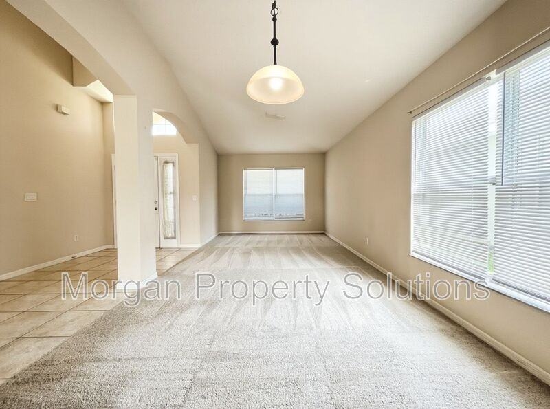 5379 Tortuga Dr - Photo 5 of 33