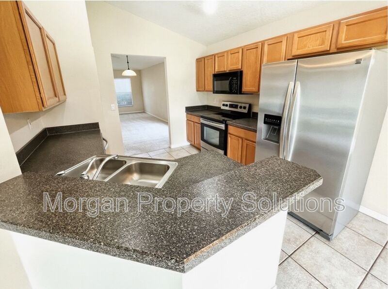 5379 Tortuga Dr - Photo 7 of 33