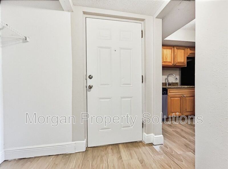 4721 S Texas Ave #B - Photo 4 of 21