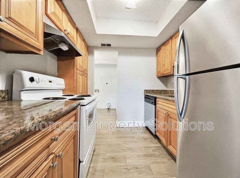 4721 S Texas Ave #B - Photo 5 of 21