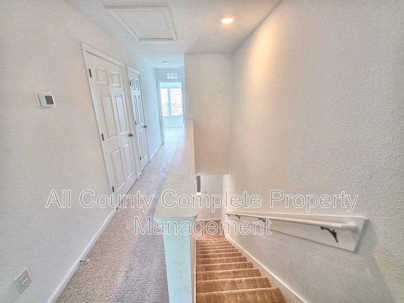 3972 Village View Ln - Photo 6 of 13