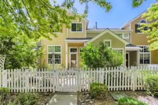 907 Snowberry St - Photo 1 of 1