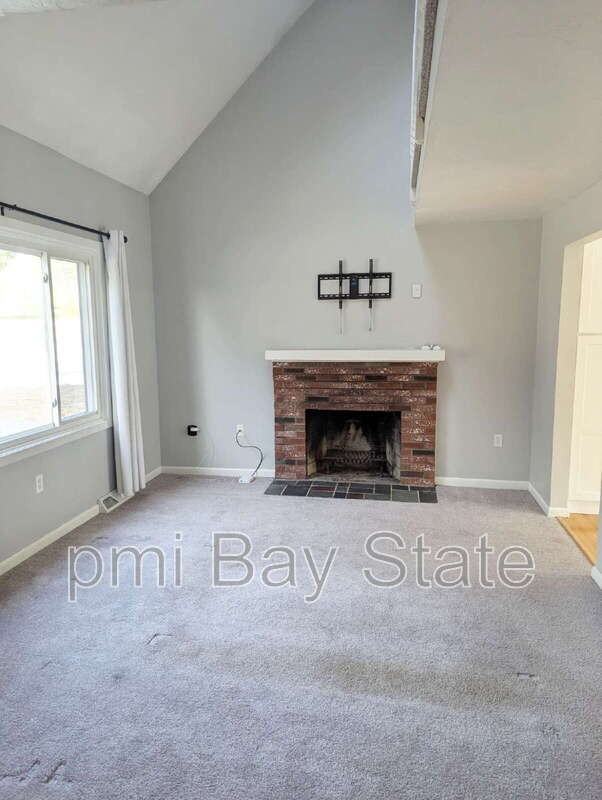 103 Hayward St - Photo 4 of 26