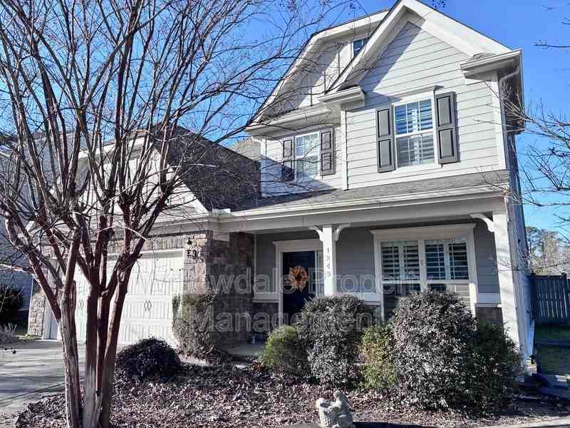 1249 Stowage Dr - Photo 2 of 49