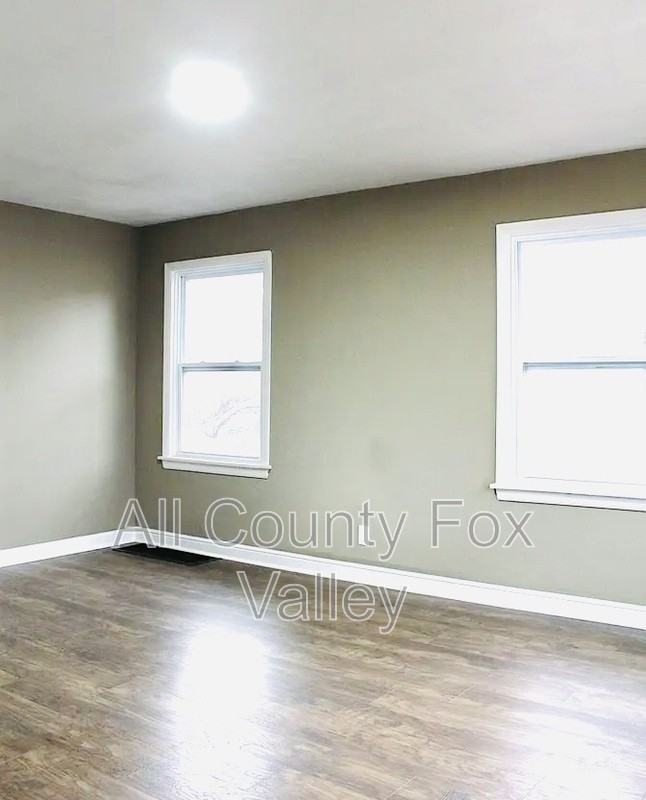 529 Miller Dr - Photo 4 of 21