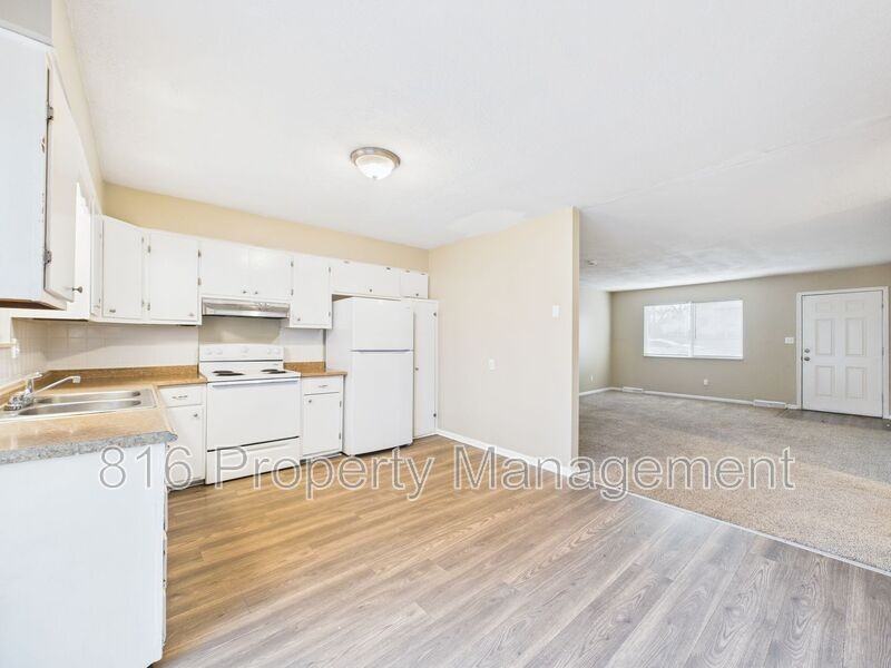 131 S Crescent Ave - Photo 6 of 24