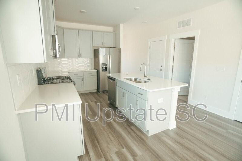 35 Galley Ln - Photo 3 of 35