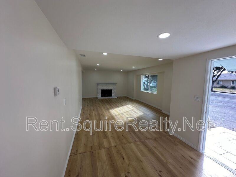 747 E Benbow St - Photo 3 of 38