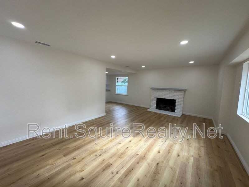 747 E Benbow St - Photo 5 of 38