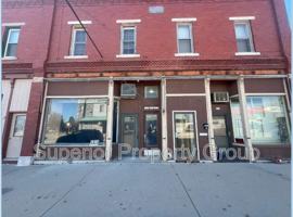 featured image of 121 N High St #B