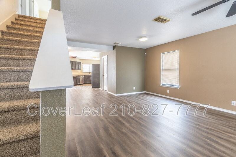 23 Caswell Cir - Photo 5 of 31