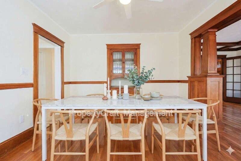 105 Marlboro St - Photo 6 of 19