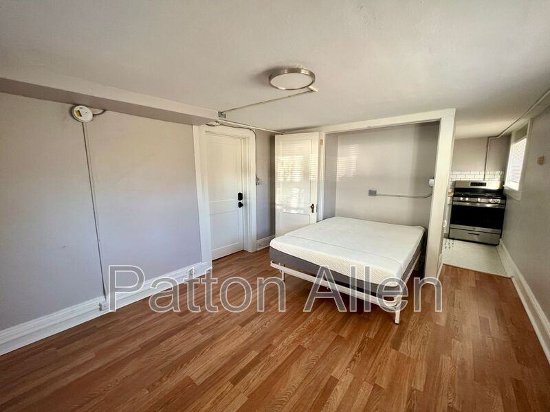 205 Hillside St #5 - Photo 5 of 14