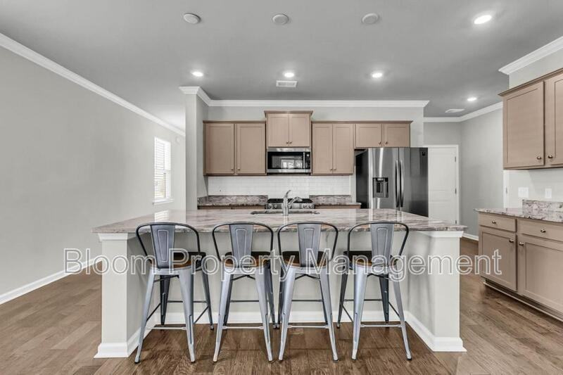 640 Chigwell Springs Ln - Photo 4 of 50