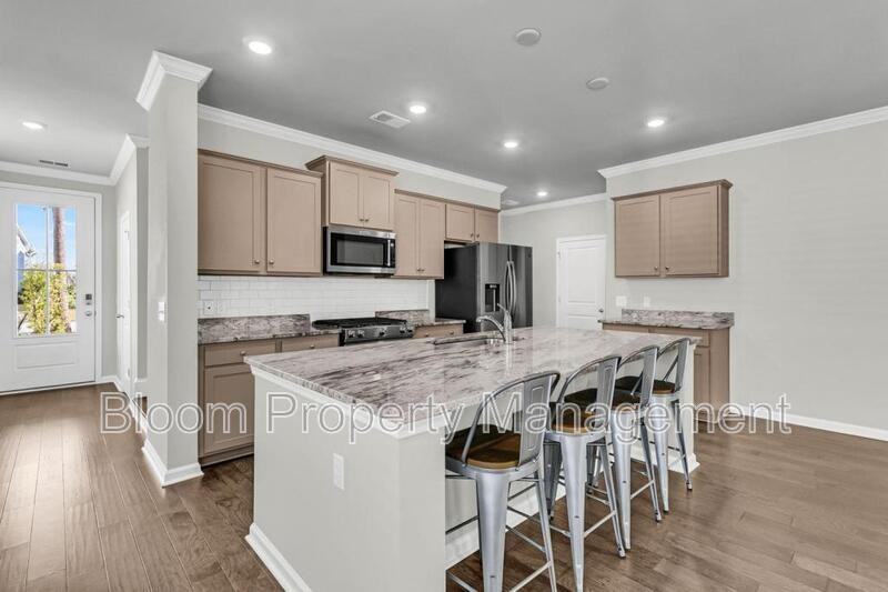 640 Chigwell Springs Ln - Photo 5 of 50