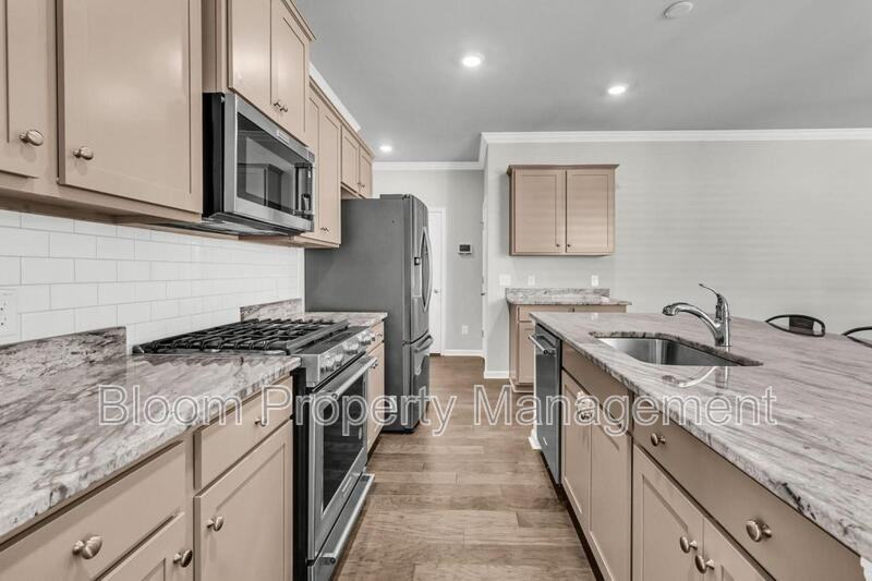 640 Chigwell Springs Ln - Photo 7 of 50