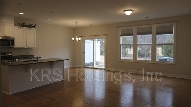 8520 Thurford Dr - Photo 4 of 23