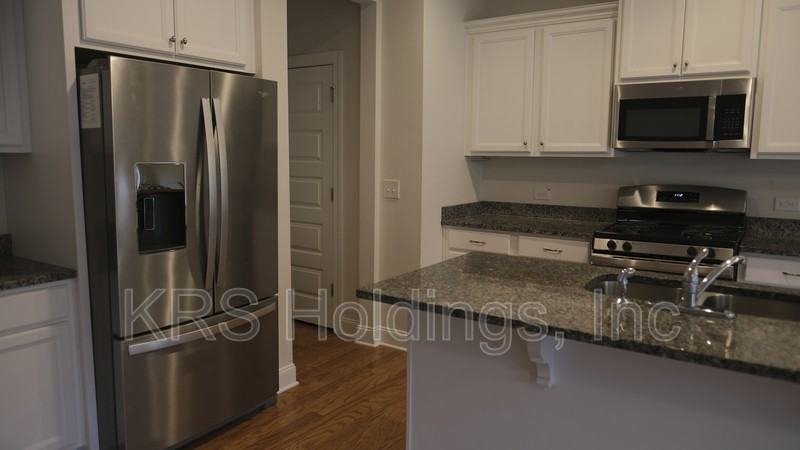 8520 Thurford Dr - Photo 5 of 23