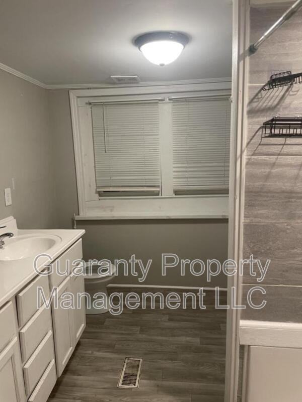 1512 Rose St - Photo 3 of 14