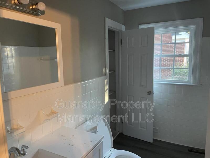 1512 Rose St - Photo 6 of 14