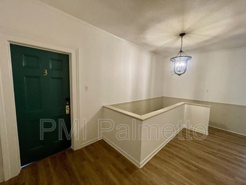 105 W High St #3 - Photo 3 of 16