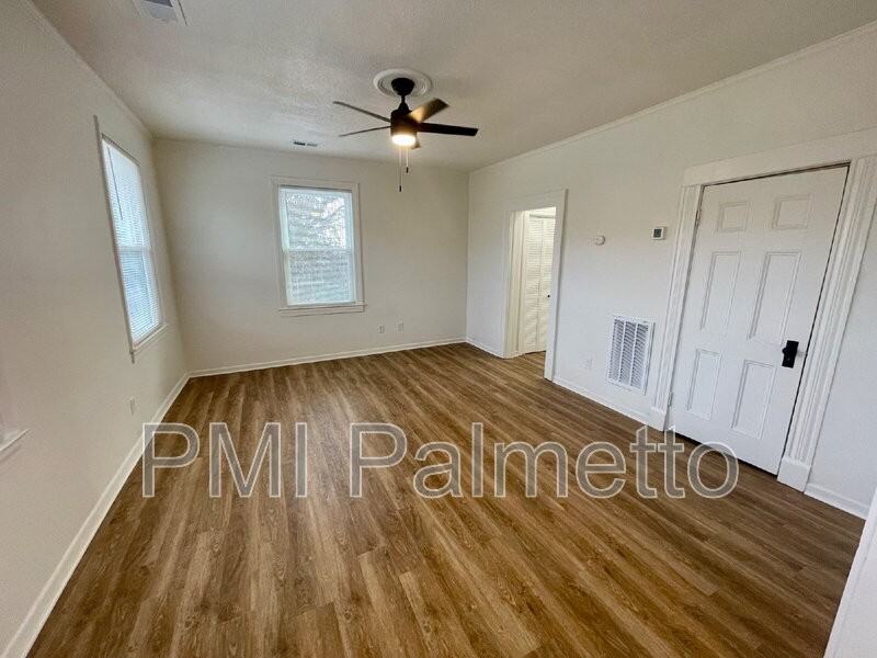 105 W High St #3 - Photo 4 of 16