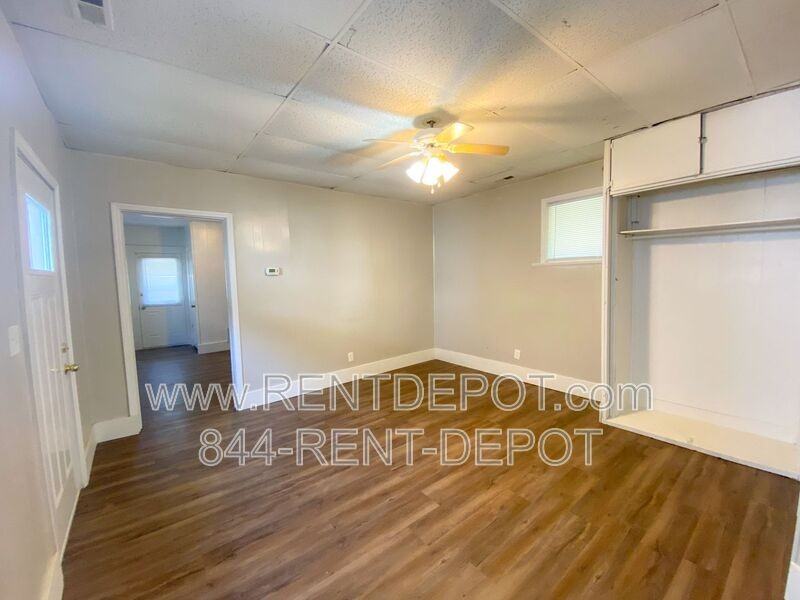 1019 N Garvin St - Photo 5 of 10