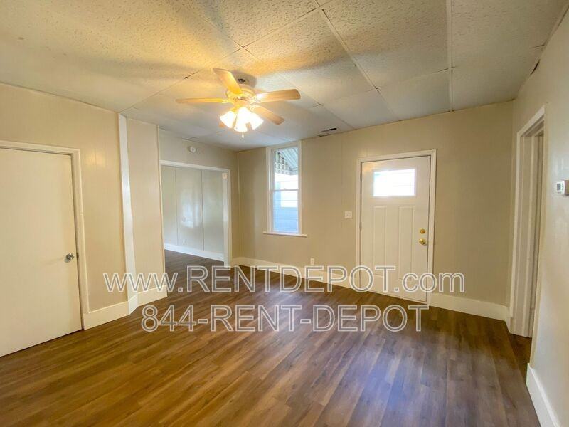 1019 N Garvin St - Photo 6 of 10