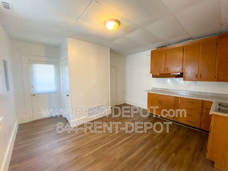 1019 N Garvin St - Photo 7 of 10