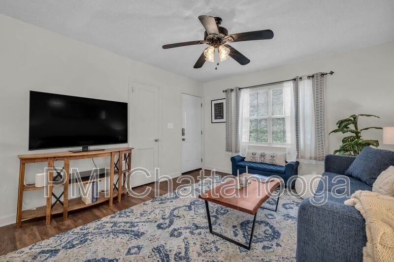 306 Glenwood Cir - Photo 7 of 31