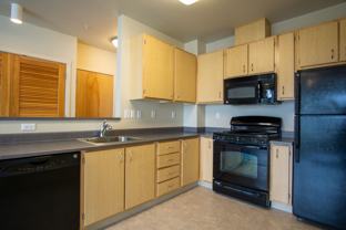 5826 N Interstate Ave #301 - Photo 1 of 1