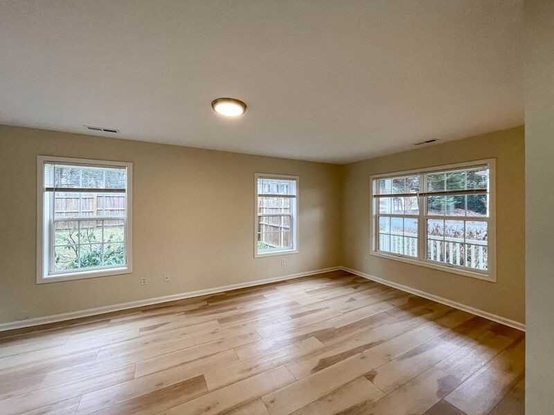 101 Telfare Ln - Photo 2 of 24