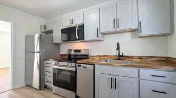 featured image of 112 Eastern Ave