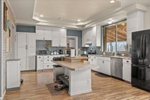 featured image of 4701 Navajo Dr