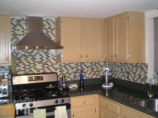 38 Rumson Ct - Photo 2 of 5