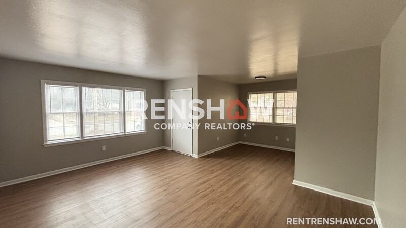 4807 Macon Rd - Photo 2 of 15