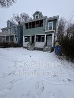 featured image of 100 Weyl St #100