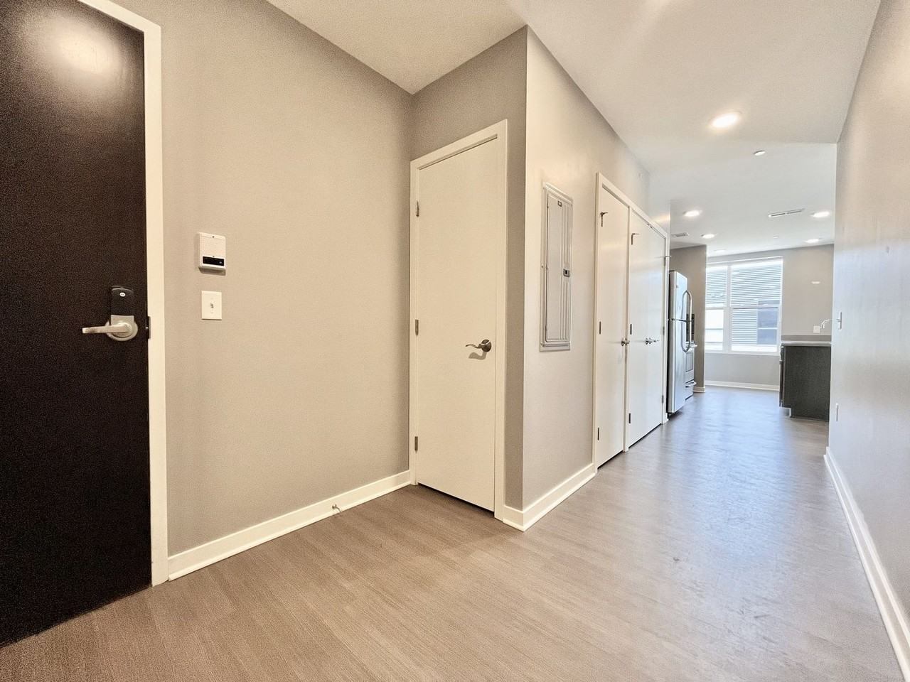 601 Michigan Apartments - Photo 5 of 28