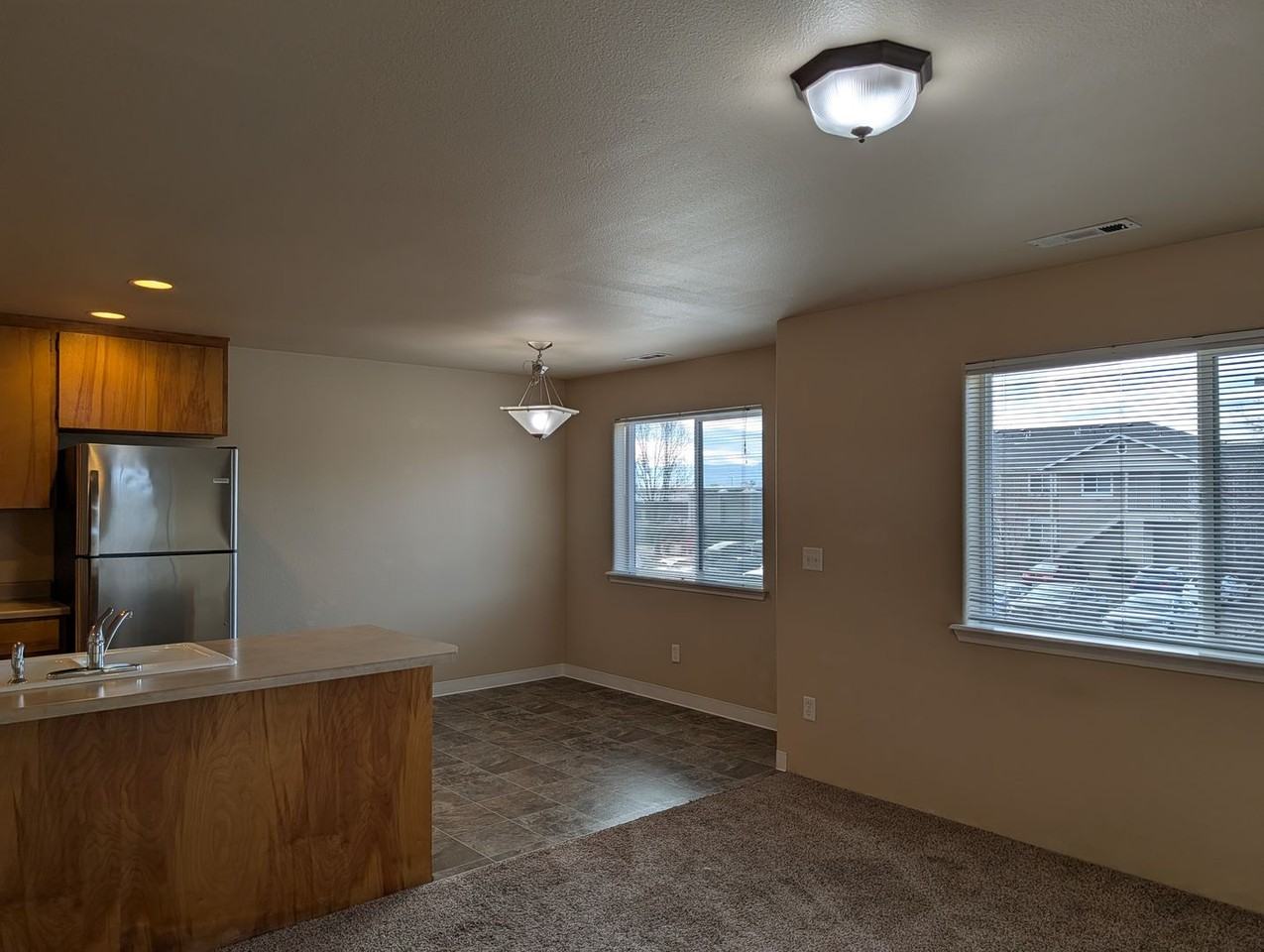 3161 Juniper Rdg #11 - Photo 6 of 25