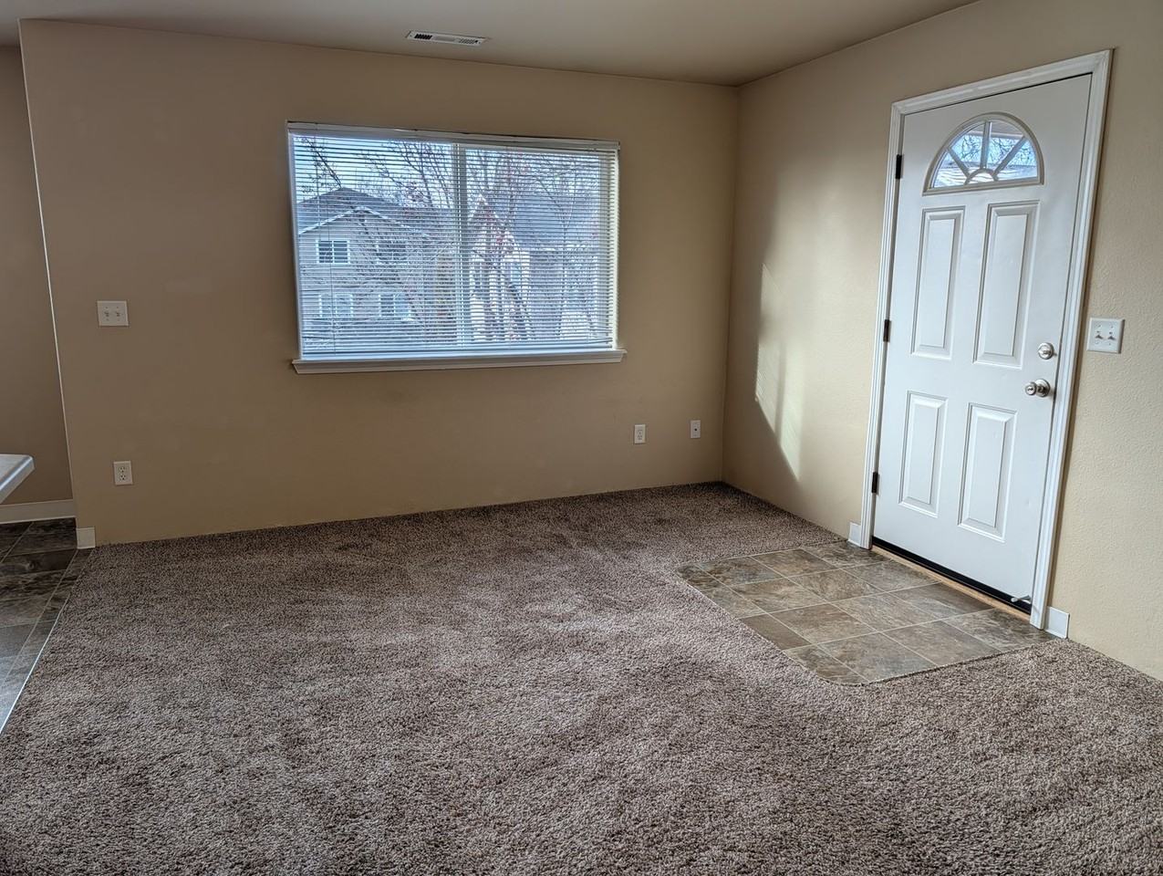 3161 Juniper Rdg #11 - Photo 7 of 25