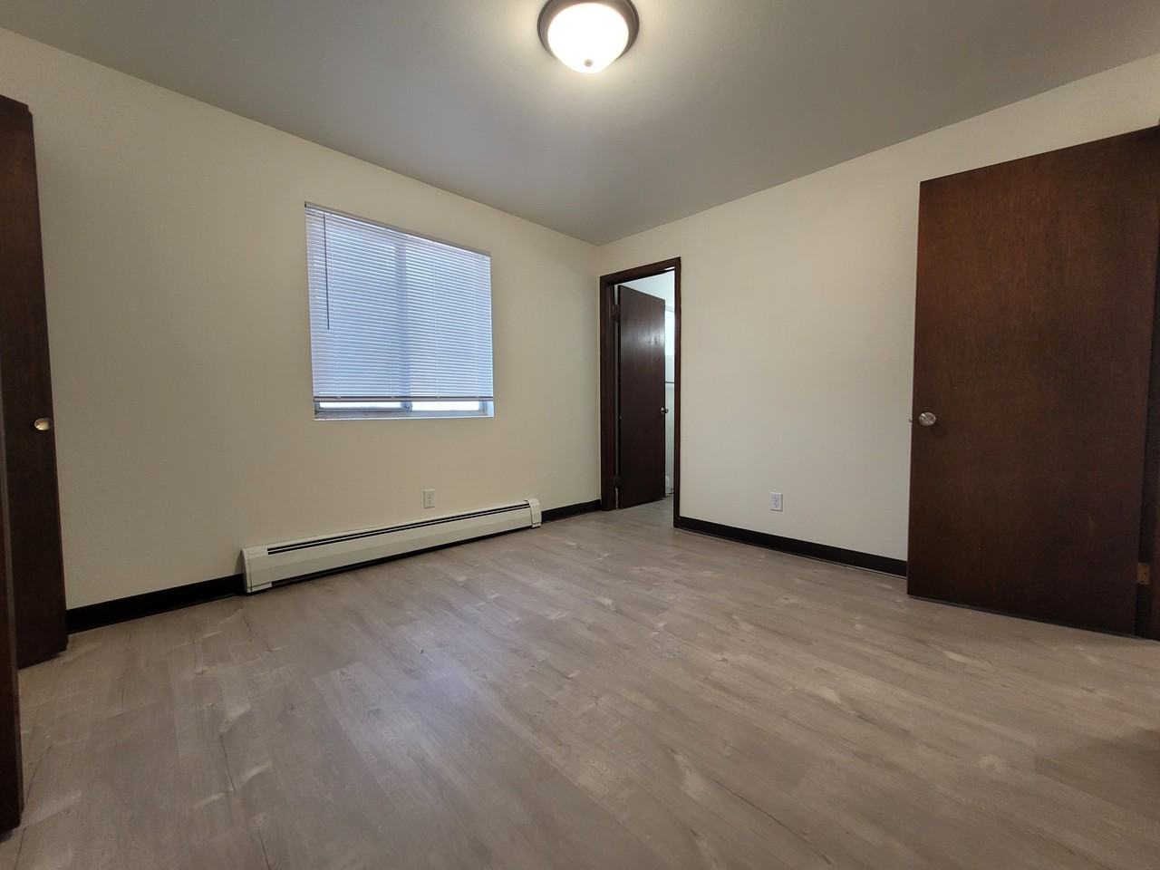 1138/1142 East Walnut Street - Photo 3 of 8