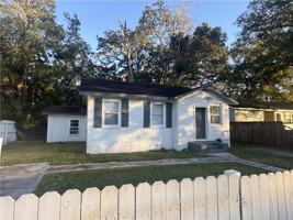 featured image of 3057 Columbus Ave #1