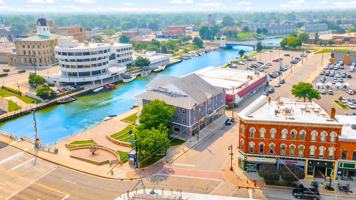 featured image of 504 Quay St