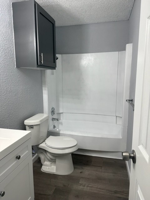 CFT Parkdale Plaza - Crow Rd - Photo 6 of 6