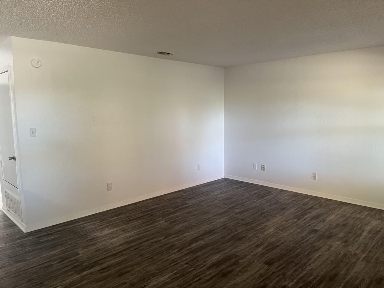 BC 3261 - Photo 3 of 7